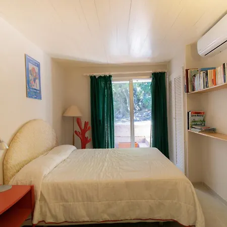 A Cala D Oro Et Sa Privée